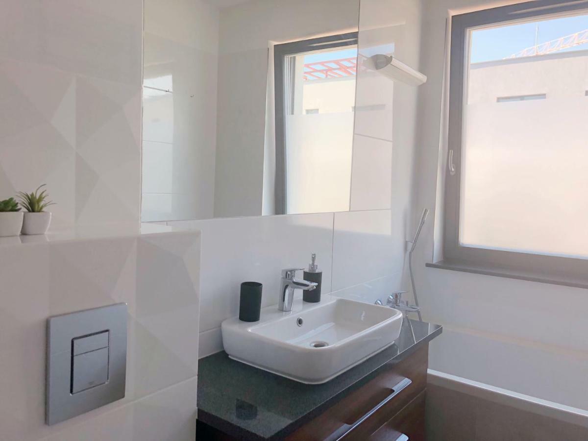 Modern & Classy Industrial - Apartamenty Browar Γκντανσκ Εξωτερικό φωτογραφία